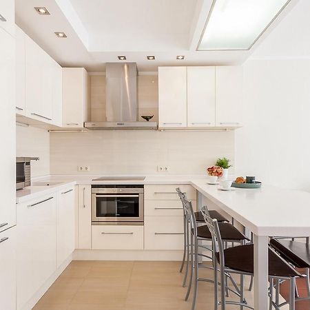 Central Apartment In Gedimino Av By Urban Rent VNO Extérieur photo