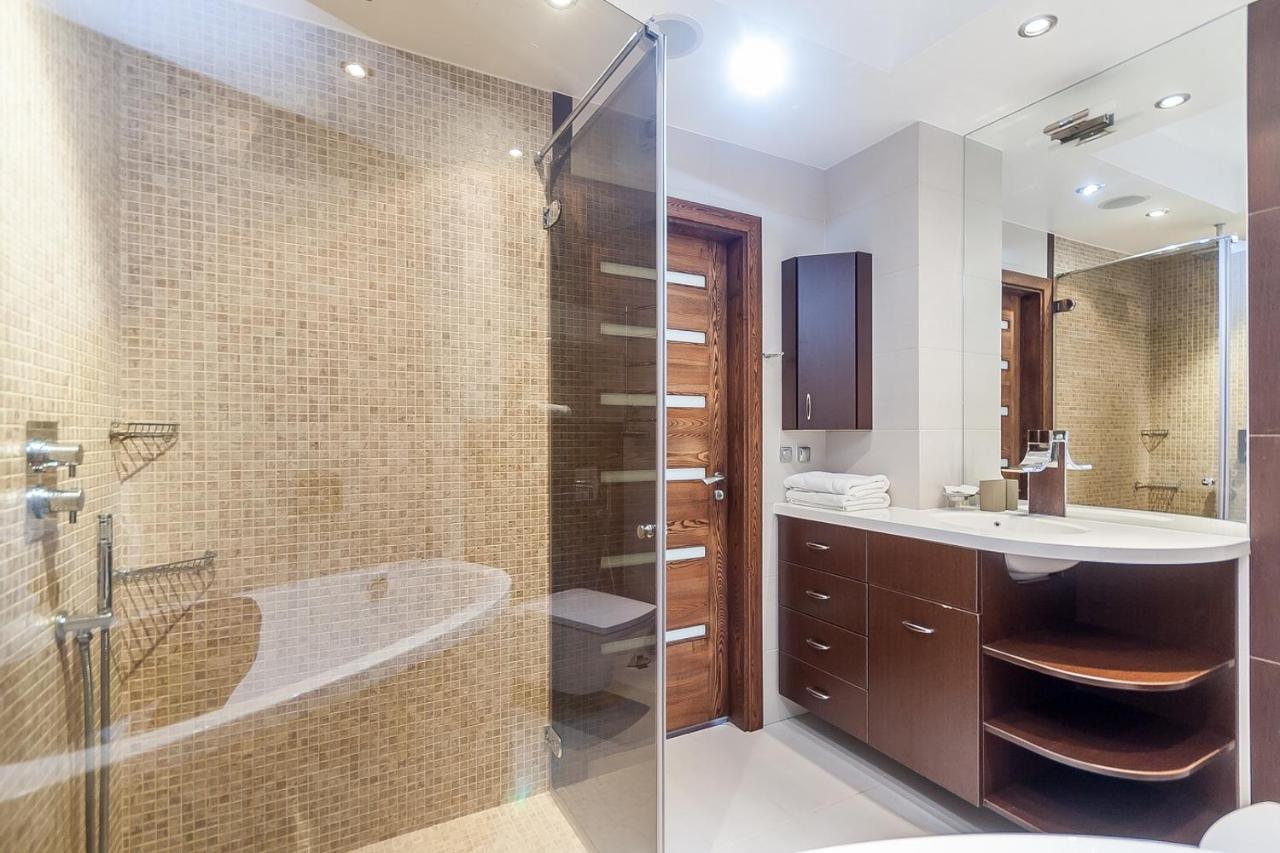 Central Apartment In Gedimino Av By Urban Rent VNO Extérieur photo
